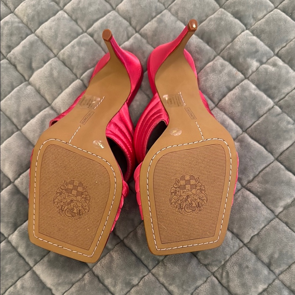 NEW Vince Camuto Pink Strappy Heeled Mules - Picture 3 of 3